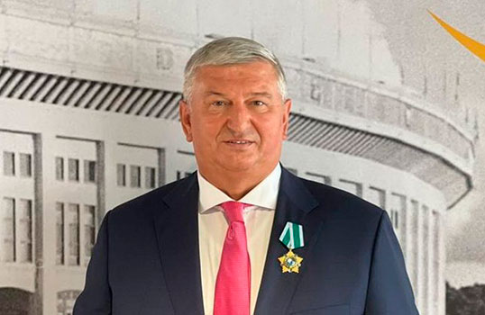 Коллектив ресторана поздравляет Медведева И.Б. с вручением Ордена Дружбы